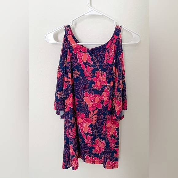 Ava & Grace | Women’s Pink Floral Rhinestone Cold Shoulder Blouse - Picture 4 of 4